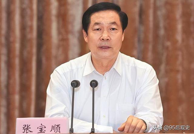 最新省委常委參與小巷深處的獨特風味探索之旅