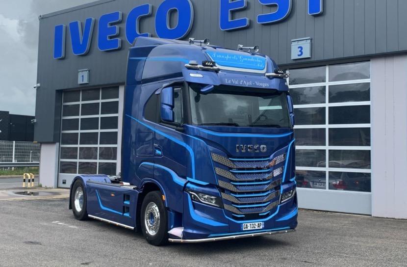 科技巨擘重塑未來貨運(yùn)體驗(yàn)，最新重卡引領(lǐng)風(fēng)潮