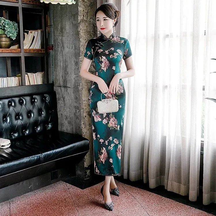 最新旗袍的日常趣事與風采展示