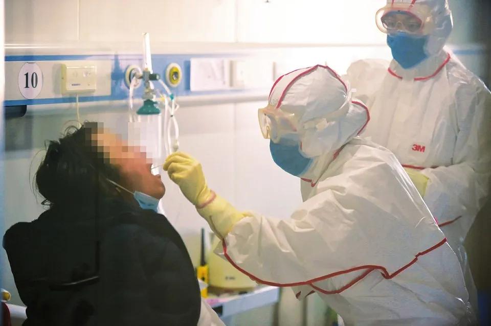 閆芳最新動態(tài)，科技新星引領未來生活新潮流