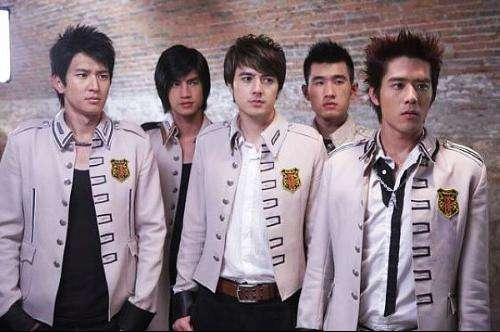 韓國(guó)全智賢新劇城市暖陽(yáng)下的陪伴熱播