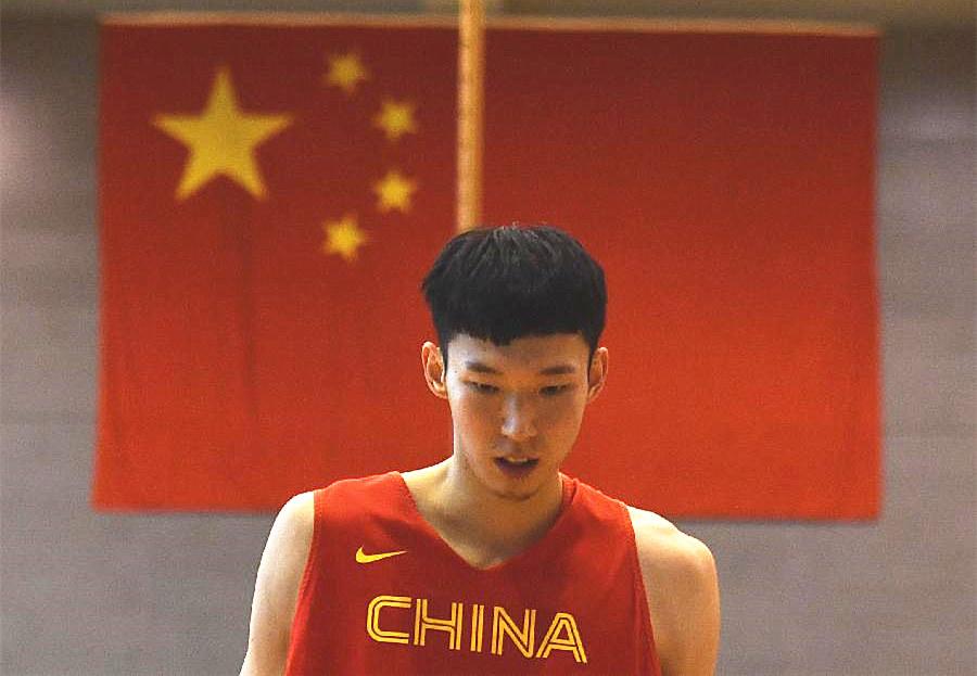 周奇最新動態(tài)，日常趣事與友情的溫馨紐帶