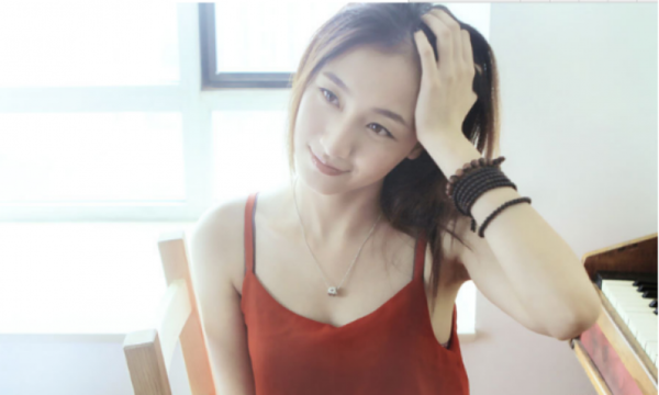 時代之光下的璀璨明星原乾惠最新寫真視頻曝光