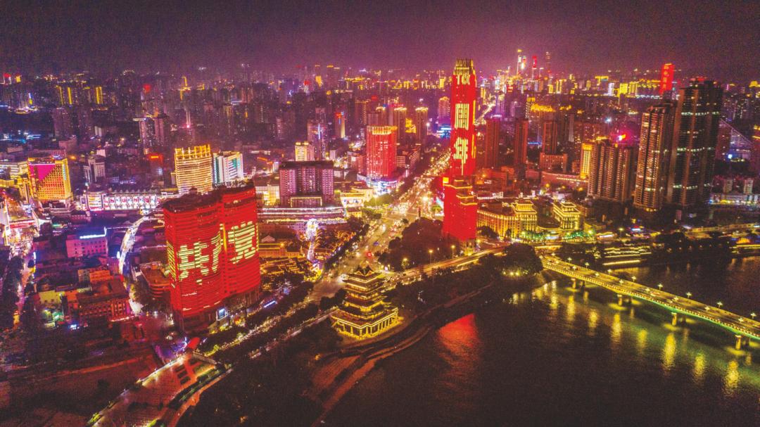 東方時(shí)空直播,時(shí)代風(fēng)采盡收眼底