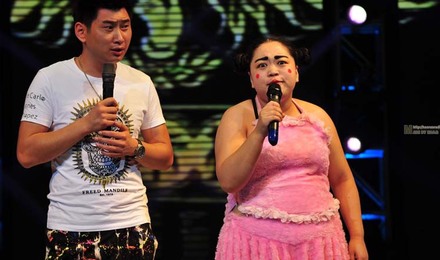 小黃飛姜鵬最新電影，科技巨獻，引領觀影新紀元