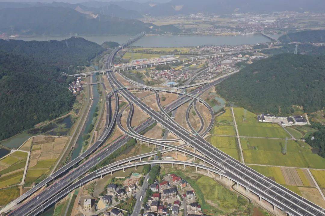 廣大復(fù)線啟程，自然美景的治愈之旅探索最新動(dòng)態(tài)