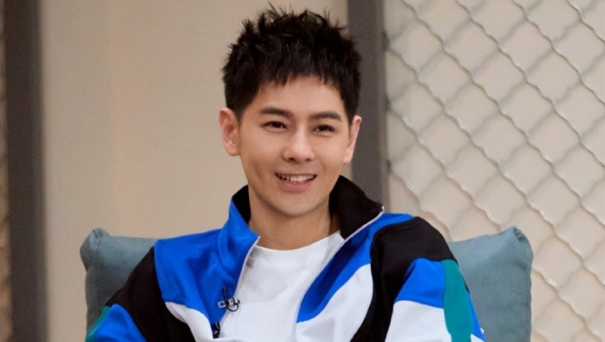 王寶強(qiáng)最新動(dòng)態(tài)，科技前沿引領(lǐng)智能生活新潮流