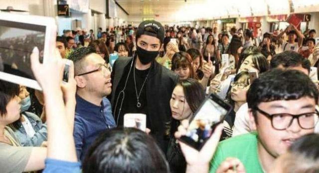 薛之謙最新接機(jī)視頻，科技與生活完美融合的高科技體驗(yàn)之旅