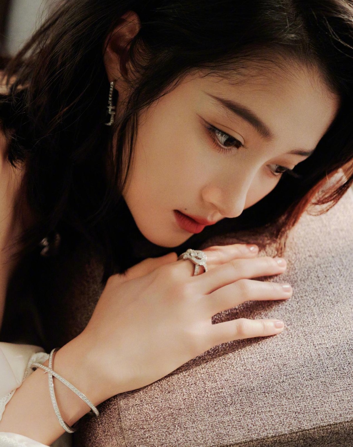 關曉彤最新寫真圖片欣賞與獲取指南