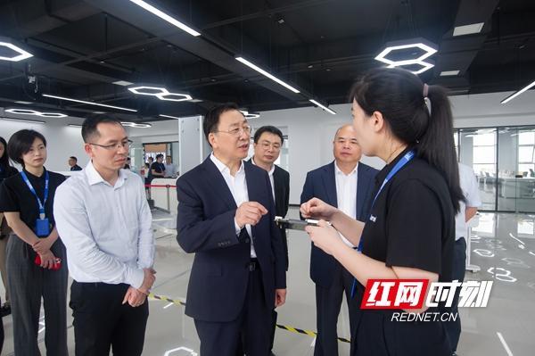 湘江新區(qū)最新領(lǐng)導(dǎo)班子觀點論述及領(lǐng)導(dǎo)團(tuán)隊概覽