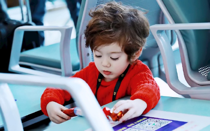 Jackson周嘉誠最新高科技產(chǎn)品引領未來生活潮流